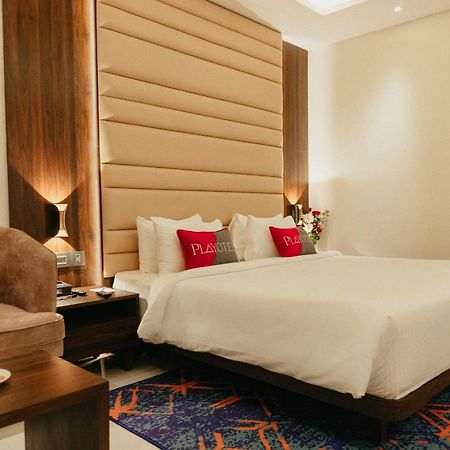 Playotel Premier Vijay Nagar Indore Eksteriør billede