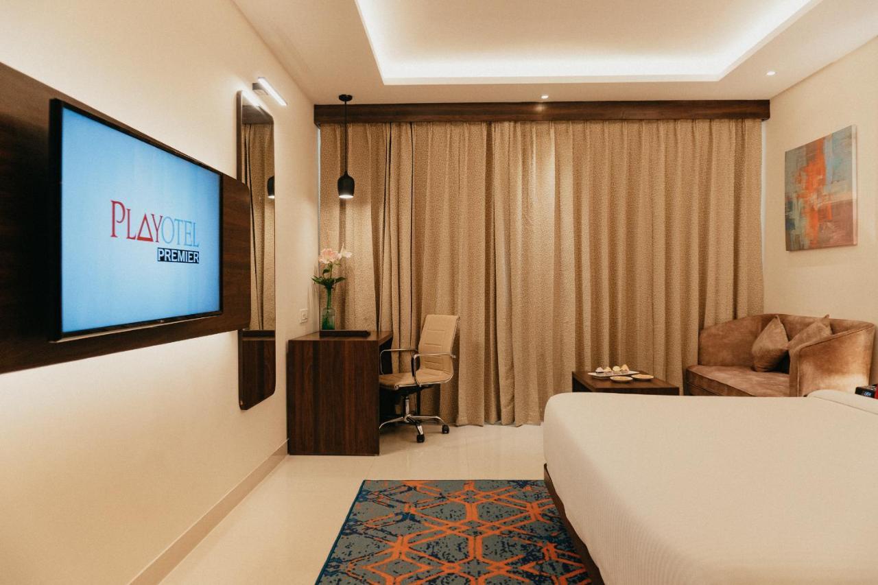 Playotel Premier Vijay Nagar Indore Eksteriør billede